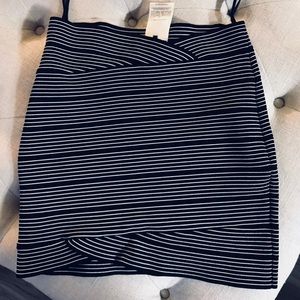 BCBG MaxAzria ⭐️ black & white bandage mini skirt